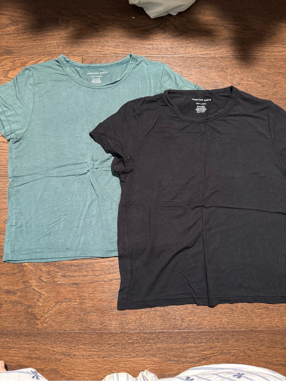 American Eagle Outfitters Short-Sleeve Tee - Black and Teal